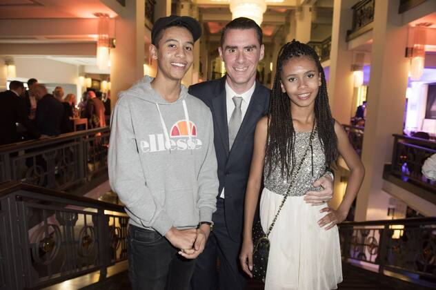 Andrej Hermlin mit Tochter Rachel und Sohn David beim Act Now Jugend Award 2015 im Friedrichstadt-Palast. Berlin, 02.11.2015 Foto:xFredericx xFuturexImage