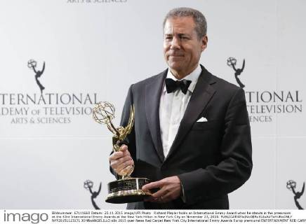 Richard Plepler holds an International Emmy Award when he stands in the pressroom at the 43rd International Emmy Awards at the New York Hilton in New York City on November 23, 2015.  NYP20151123171 JOHNxANGELILLO