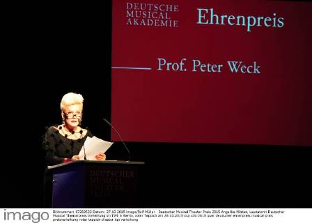 Deutscher Musical Theater Preis 2015 Angelika Milster, Laudatorin Deutscher Musical Theaterpreis Verleihung im TIPI in Berlin, roter Teppich am 26.10.2015