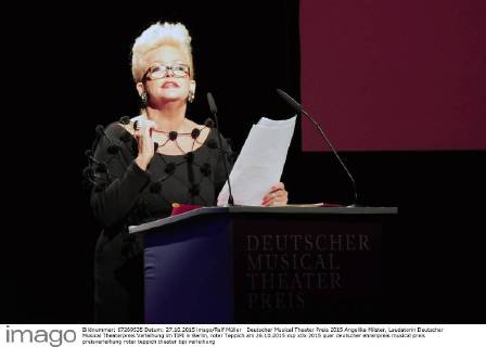 Deutscher Musical Theater Preis 2015 Angelika Milster, Laudatorin Deutscher Musical Theaterpreis Verleihung im TIPI in Berlin, roter Teppich am 26.10.2015