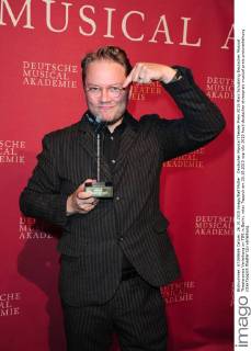 Deutscher Musical Theater Preis 2015 Marc Schubring Deutscher Musical Theaterpreis Verleihung im TIPI in Berlin, roter Teppich am 26.10.2015
