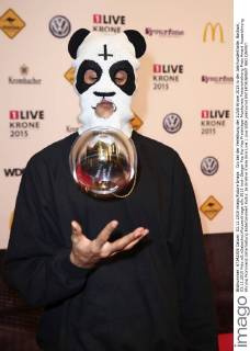 Cro bei der Verleihung der 1LIVE Krone 2015 in der Jahrhunderthalle. Bochum, 03.12.2015 Foto:xS.xGabschx xFuturexImage