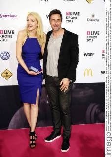 Constanze Behrends und Marco Schreyl bei der Verleihung der 1LIVE Krone 2015 in der Jahrhunderthalle. Bochum, 03.12.2015 Foto:xS.xGabschx xFuturexImage