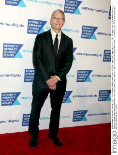 Dec. 8, 2015 - New York, New York, U.S. - CEO of Apple TIM COOK attends the 2015 Ripple of Hope Award held at the New York Hilton Hotel. New York U.S. - ZUMAk03_