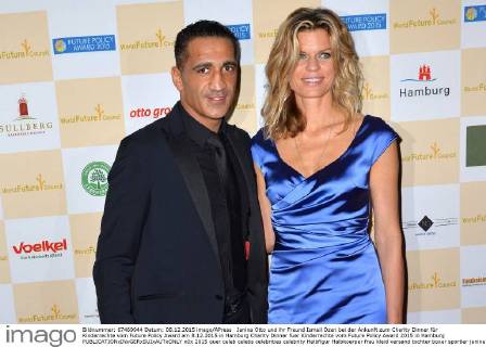 Janina Otto und ihr Freund Ismail Özen bei der Ankunft zum Charity Dinner für Kinderrechte vom Future Policy Award am 8.12.2015 in Hamburg Charity Dinner fuer Kinderrechte vom Future Policy Award 2015 in Hamburg 