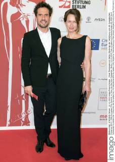 Oliver Mommsen mit Gattin Nikola bei der Verleihung vom 28. Europäischen Filmpreis 2015 28th European Film Awards im Haus der Berliner Festspiele. Berlin, 12.12.2015 Foto:xFredericx xFuturexImage