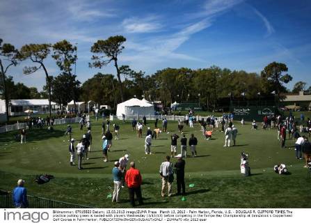 March 13, 2013 - Palm Harbor, Florida, U.S. - DOUGLAS R. CLIFFORD TIMES.The practice putting green is loaded with players Wednesday (3 13 13) before competing in the Tampa Bay Championship at Innisbrook s Copperhead Golf Course in Palm Harbor. - ZUMAs70