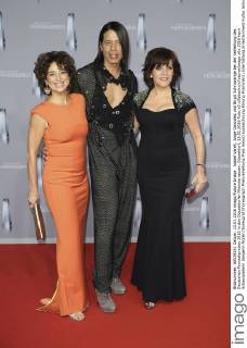 Isabel Varell, Jorge Gonzalez und Birgit Schrowange bei der Verleihung des Deutschen Fernsehpreises 2016 in den Düsseldorfer Rheinterrassen. Düsseldorf, 13.01.2016 Foto:xS.xGabschx xFuturexImage