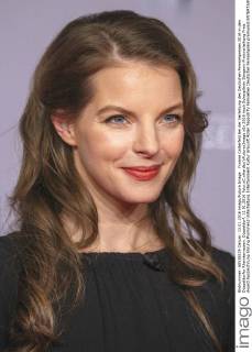 Yvonne Catterfeld bei der Verleihung des Deutschen Fernsehpreises 2016 in den Düsseldorfer Rheinterrassen. Düsseldorf, 13.01.2016 Foto:xC.xHardtx xFuturexImage
