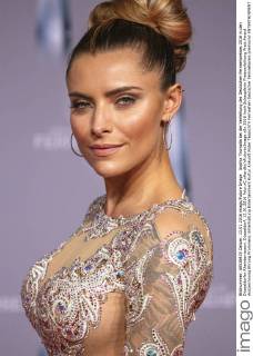 Sophia Thomalla bei der Verleihung des Deutschen Fernsehpreises 2016 in den Düsseldorfer Rheinterrassen. Düsseldorf, 13.01.2016 Foto:xC.xHardtx xFuturexImage