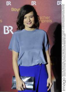 Lena Schoemann (Produzentin), Einzelbild,angeschnittenes Einzelmotiv, Bayerischer Filmpreis 2016-Red Carpet,Roter Teppich,am 15.01.2016 im Prinzregententheater in Muenchen.