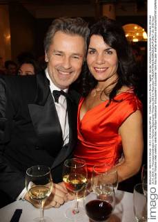 Timothy Paech und Nicola Tiggeler bei der Verleihung Bayerischer Filmpreis 2016 am 15.01.2016 im Prinzregententheater in München Bayerischer Filmpreis 2016 in Muenchen 