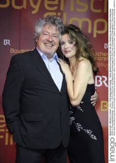 Volker Brandt und Susanne Meikl bei der Verleihung des Bayerischen Filmpreises 2015 im Prinzregententheater. München, 15.01.2016 Foto:xS.xGabschx xFuturexImage
