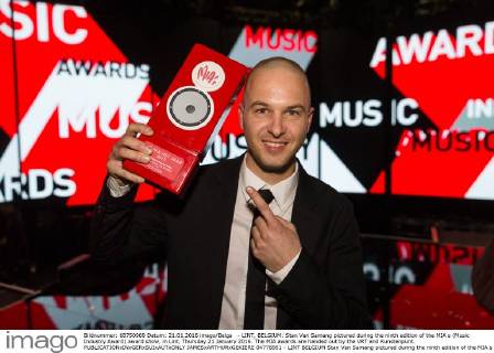 - LINT, BELGIUM: Stan Van Samang pictured during the ninth edition of the MIA s (Music Industry Award) award show, in Lint, Thursday 21 January 2016. The MIA awards are handed out by the VRT and Kunstenpunt.  JAMESxARTHURxGEKIERE 04778951