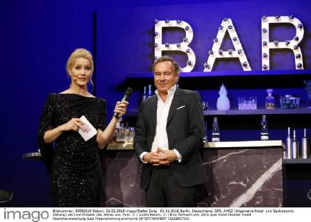 01.02.2016,Berlin, Deutschland, GER, AHGZ (Allgemeine Hotel- und Gastronomie Zeitung) zeichnet Hotelier des Jahres aus. Foto: (l.) Judith Rakers, (r.) Nico Hofmann
