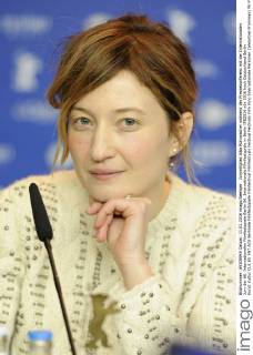 Jurymitglied Alba Rohrwacher während der Pressekonferenz mit der Internationalen Jury der 66. Internationalen Filmfestspiele Berlin 66. Internationale Filmfestspiele in Berlin IFB2016