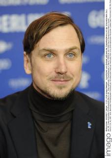 Jurymitglied Lars Eidinger während der Pressekonferenz mit der Internationalen Jury der 66. Internationalen Filmfestspiele Berlin 66. Internationale Filmfestspiele in Berlin IFB2016