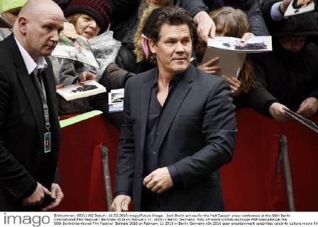 Josh Brolin arrives for the Hail Caesar! press conference at the 66th Berlin International Film Festival Berlinale 2016 on February 11, 2016 in Berlin, Germany. Foto:xFredericx xFuturexImage