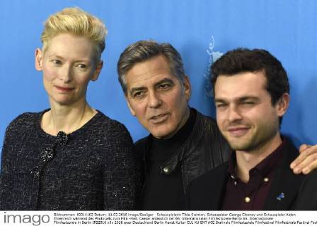 Schauspielerin Tilda Swinton, Schauspieler George Clooney und Schauspieler Alden Ehrenreich während des Photocalls zum Film -Hail, Caesar anlässlich der 66. Internationalen Filmfestspiele Berlin 66. Internationale Filmfestspiele in Berlin IFB2016