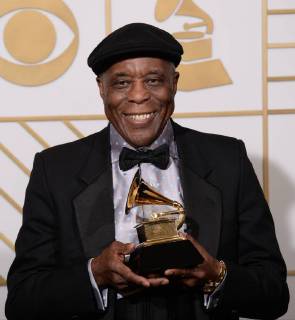 Musician Buddy Guy, winner of the award for Best Blues Album for Born to Play Guitar, appears backstage during the 58th annual Grammy Awards held at Staples Center in Los Angeles on February 15, 2016.  LAP20160215849 PHILxMCCARTEN