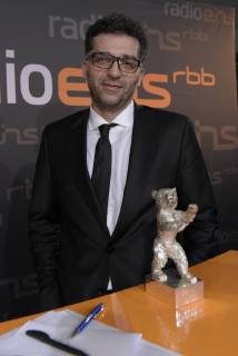 Regisseur Danis Tanovic mit dem Silbernen Bären (Großer Preis der Jury) für seinen Film DEATH IN SARAJEVO beim RadioEins Berlinale-Nighttalk zum Abschluss der 65. Internationalen Filmfestspiele Berlin 66. Internationale Filmfestspiele in Berlin IFB2016