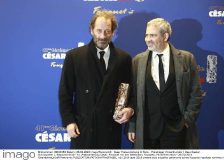 Cesar Preisverleihung in Paris - Preisträger Vincent Lindon ( Cesar bester Schauspieler ), Stephane Brise - 41. Preisverleihung Cesar, Photocall mit den Gewinnern, Fouquets, Paris Frankreich - 26 02 2016 GwendolineLeGoff Panoramic 