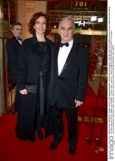 205236 Arnal-De Rosa Starface 2016-02-26 Paris France 41ème cérémonie des CESAR: Arrivées dans le hall du théâtre du Châtelet. Terzian, Alain; Azoulay, Audrey  Copyright: xArnal-DexRosax xStarfacex STAR_205236_009