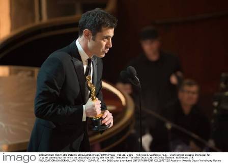 Feb 28, 2016 - Hollywood, California, U.S. - Josh Singer accepts the Oscar for Original screenplay, for work on œSpotlight during the live ABC Telecast of The 88th Oscars at the Dolby Theatre. Hollywood U.S. - ZUMAz03_