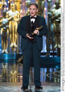 Feb 28, 2016 - Hollywood, California, U.S. - Mark Rylance accepts the Oscar for Performance by an actor in a supporting role, for his role in œBridge of Spies during the live ABC Telecast of The 88th Oscars at the Dolby Theatre. Hollywood U.S. - ZUMAz03_