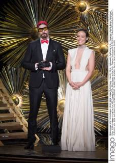Feb 28, 2016 - Hollywood, California, U.S. - Presenters Sacha Baron Cohen and Olivia Wilde onstage during the live ABC Telecast of The 88th Oscars at the Dolby Theatre. Hollywood U.S. - ZUMAz03_