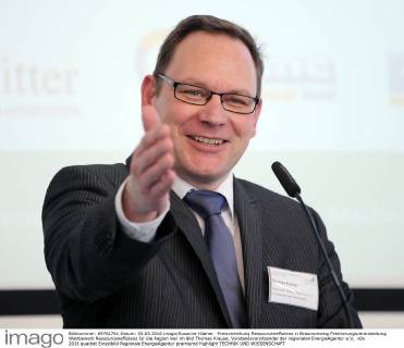 Preisverleihung Ressourceneffizienz in Braunschweig Prämierungsveranstaltung Wettbewerb Ressourceneffizienz für die Region hier im Bild Thomas Krause, Vorstandsvorsitzender der regionalen EnergieAgentur e.V,