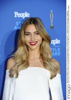 Ann-Kathrin Brömmel 1. People Germany Style Award Verleihung, Auszeichnung; Ehrung Hotel Vier Jahreszeiten Kempinski München 07. März 2016