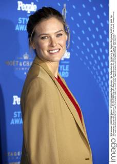 Bar Refaeli bei der Verleihung der People Style Awards 2016 im Hotel Vier Jahreszeiten Kempinski. München, 07.03.2016 Foto:xS.xGabschx xFuturexImage