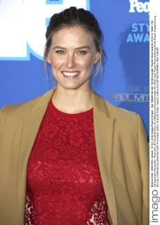 Bar Refaeli bei der Verleihung der People Style Awards 2016 im Hotel Vier Jahreszeiten Kempinski. München, 07.03.2016 Foto:xS.xGabschx xFuturexImage