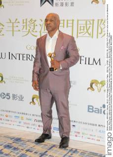 MACAU, CHINA - MARCH 08: (CHINA OUT) American actor and former professional boxer Mike Tyson attends the Gold Aries Award Of Macau International Film Festival on March 8, 2016 in Macau, China.  CFP480844656