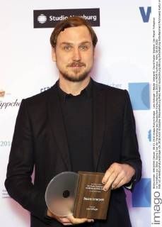 Lars Eidinger ( Bester Interpret, David Foster Wallace: Der Planet Trillaphon im Verhältnis zur Üblen Sache ) bei der Verleihung des Deutschen Hörbuchpreises 2016 im WDR Funkhaus. Köln, 08.03.2016 Foto:xC.xHardtx xFuturexImage