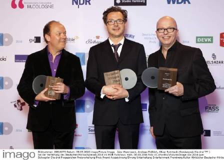 Jens Wawrczeck, Andreas Fröhlich, Oliver Rohrbeck (Sonderpreis Die drei ??? ) bei der Verleihung des Deutschen Hörbuchpreises 2016 im WDR Funkhaus. Köln, 08.03.2016 Foto:xC.xHardtx xFuturexImage