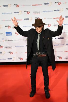 04.04..2016 xmfx Frankfurt am Main, Messe red carpet, Roter Teppich PRG Live Entertainment Award (LEA) 2016 Panikrocker Udo Lindenberg rockt hier den roten Teppich