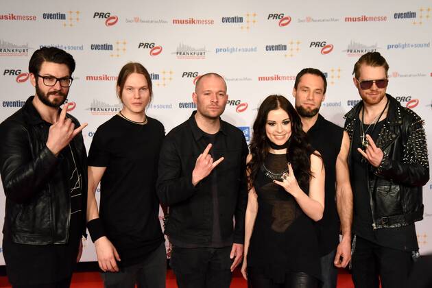 04.04..2016 xmfx Frankfurt am Main, Messe red carpet, Roter Teppich PRG Live Entertainment Award (LEA) 2016 Beyond the Black deutsche Symphonic-Metal-Band