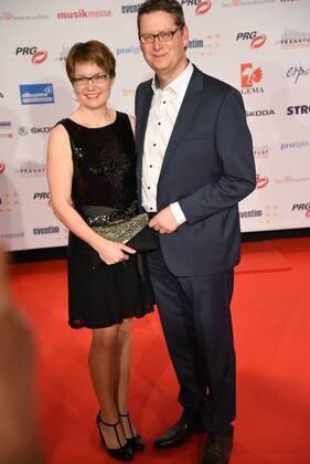 04.04..2016 xmfx Frankfurt am Main, Messe red carpet, Roter Teppich PRG Live Entertainment Award (LEA) 2016 Hessens SPD-Vorsitzender Thorsten Schäfer-Gümbel mit Ehefrau Annette