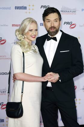 Sarah Knappik und Ingo Nommsen bei der Verleihung des PRG Live Entertainment Award 2016 in der Festhalle Frankfurt. Frankfurt am Main, 04.04.2016 Foto:xS.xGabschx xFuturexImage