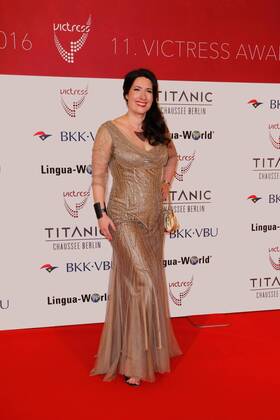 Sonja Fusati bei der Verleihung victress award 2016 im Hotel Titanic Chausseestr. Berlin.