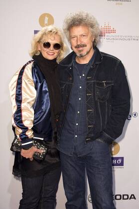 Wolfgang Niedecken und Ehefrau Tina Golemiewski bei der 25. Verleihung des Echo 2016 in der Messe Berlin. Berlin, 07.04.2016 Foto:xFredericx xFuturexImage
