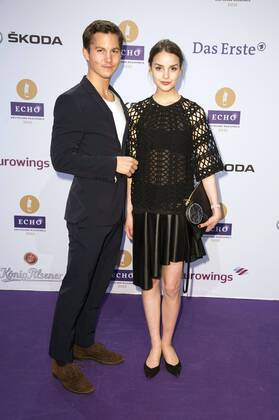 Tim Oliver Schultz und Luise Befort bei der 25. Verleihung des Echo 2016 in der Messe Berlin. Berlin, 07.04.2016 Foto:xFredericx xFuturexImage