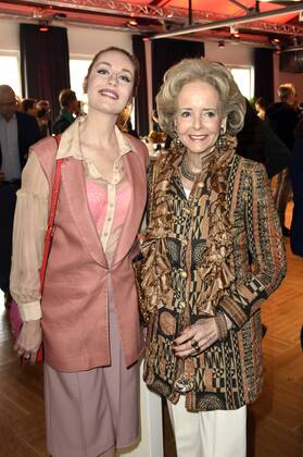 Elna-Margret zu Bentheim und Steinfurt und Isa Gräfin von Hardenberg bei der Verleihung des Theodor König Award 2016 im Ellington Hotel. Berlin, 08.04.2016 Foto:xFredericx xFuturexImage