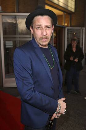 Milton Welsh bei der Eröffnung des Filmfestivals achtung berlin - new berlin film award mit dem Film Mann im Spagat: Pace, Cowboy, Pace im Kino International. Berlin, 13.04.2016 Foto:xS.xGabschx xFuturexImage