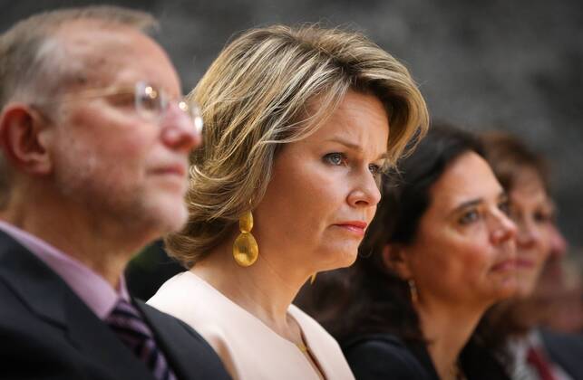 Belgien: Königin Mathilde besucht Preisverleihung in Brüssel Queen Mathilde of Belgium pictured during the Baillet Latour Health Prize 2016 ceremony in attendance of the Queen, on Thursday 14 April 2016, at the Palace of Academia in Brussels.  VIRGINIExLEFOUR 04832130
