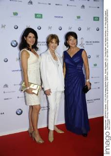 Nicola Tiggeler, Dr. Chrsita Maar und Janina Hartwig 14. Felix Burda Award Verleihung, Ehrung, Auszeichnung Felix Burda Stiftung BMW-Welt München 17. April 2016