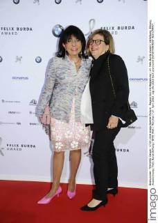 Regine Sixt mit Begleitung 14. Felix Burda Award Verleihung, Ehrung, Auszeichnung Felix Burda Stiftung BMW-Welt München 17. April 2016