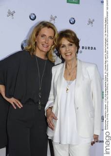Dr. Christa Maar und Dr. Maria Furtwängler 14. Felix Burda Award Verleihung, Ehrung, Auszeichnung Felix Burda Stiftung BMW-Welt München 17. April 2016